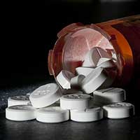 Enhanced warnings for opioid pain medications