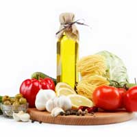Mediterranean diet linked to lower risk of heart attacks & strokes