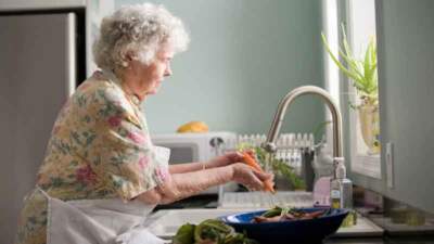 AI Unveils Path to Healthier Diets in Long-Term Care Homes: Overcoming Challenges and Embracing Change
