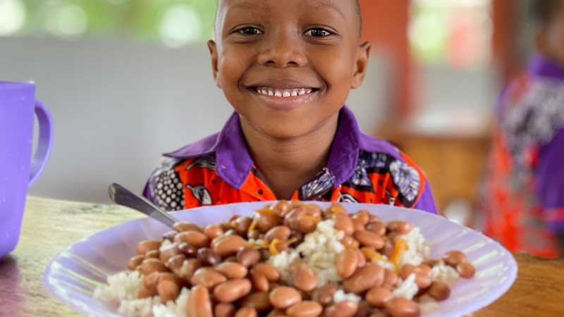 Early Childhood Healthy Eating Programs Show Promise: More Research is Needed
